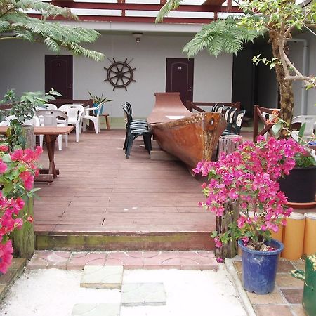 Patio House Reef Hotel Zamami Exterior foto
