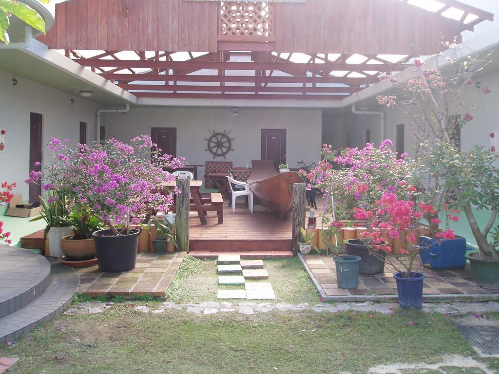 Patio House Reef Hotel Zamami Exterior foto